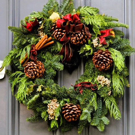 3681-christmas-wreath