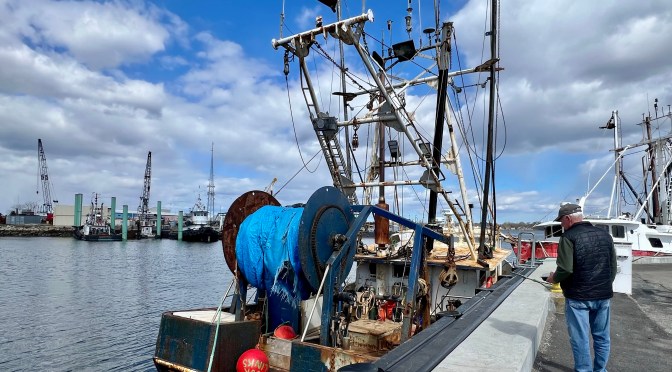 Newport – Day 7…. lunch on the working waterfront.