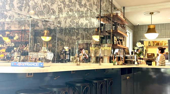 A last minute change of plans and a French breakfast.